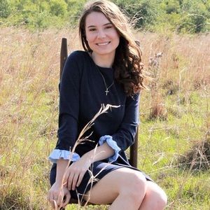 Meet your Posher, Emma